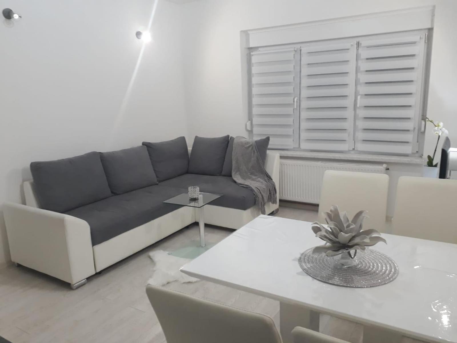 אוטוצאץ Apartman Kristina - Self Check In & Check Out מראה חיצוני תמונה